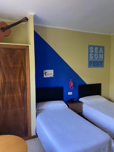 Hotel Bayona Baiona Esterno foto