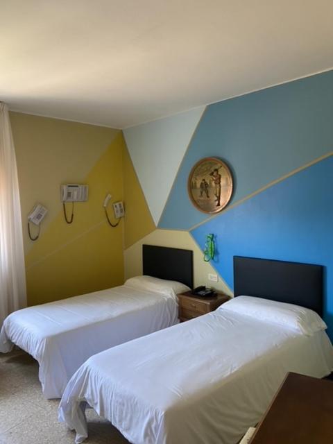 Hotel Bayona Baiona Esterno foto